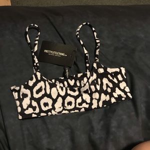 NEW WITH TAGS scoop top cheetah print size 2